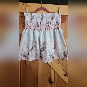 Adorable-Brand New- Medium Top